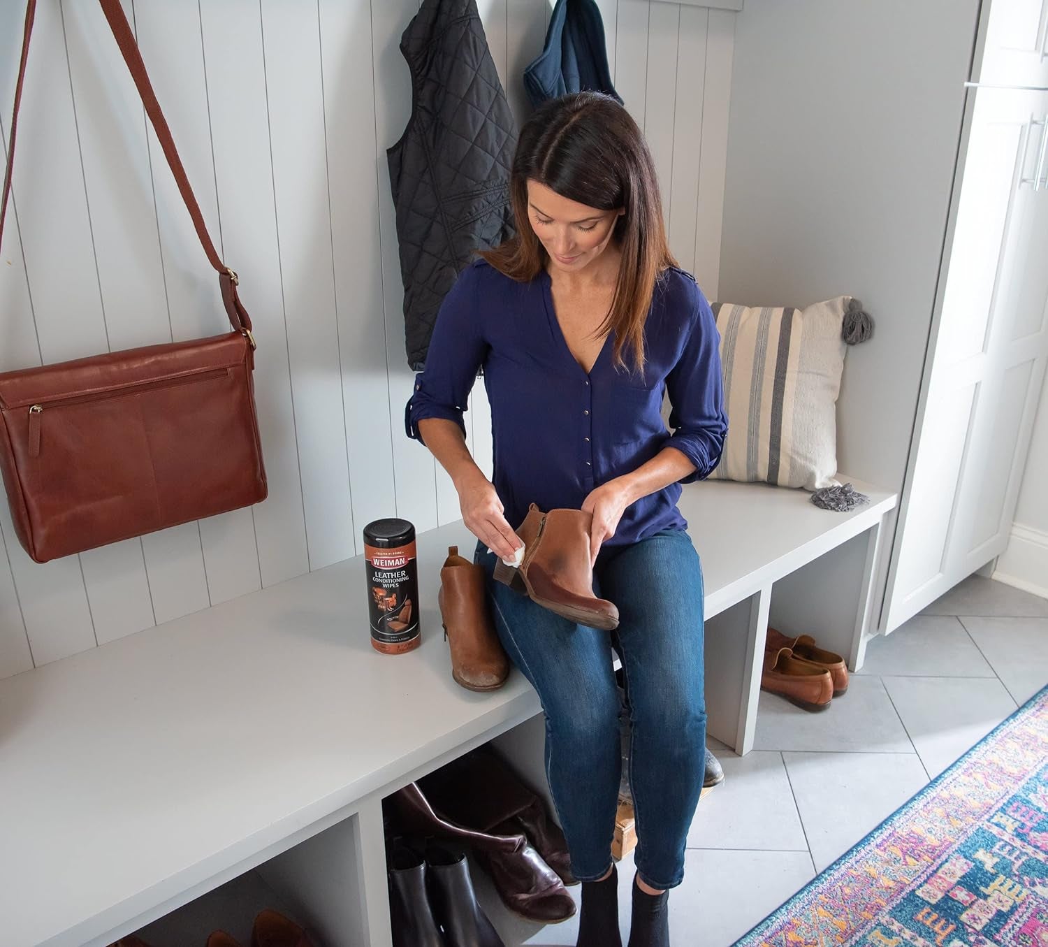 Leather Cleaner & Conditioner Wipes with UV Protection, Prevent Cracking or Fading of Leather Couches, Car Seats, Shoes, Purses - 30 Ct